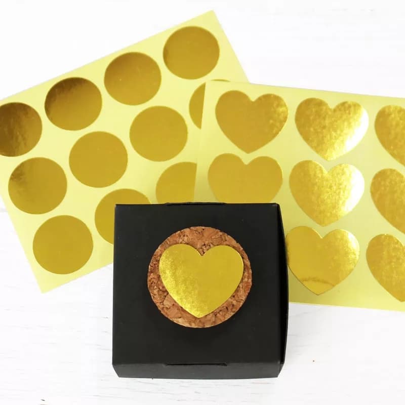 50pcs Golden Seal Sticker Round Heart Paper Label Adhesive Gift Seal Sticke
